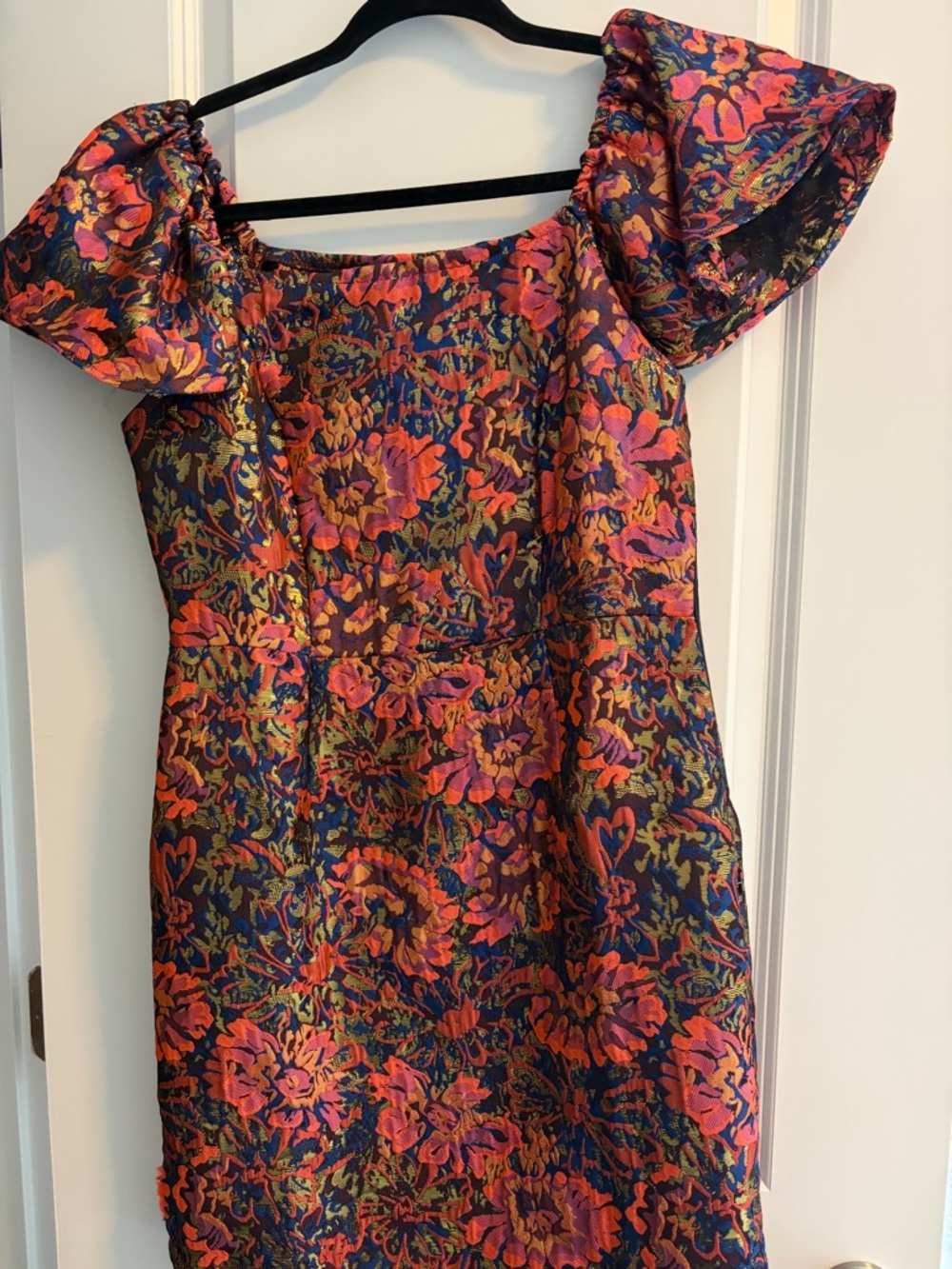 NWT Vibrant Floral Puff-Sleeve Dress